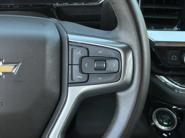 Used 2025 Chevrolet Silverado 1500 LT image 16