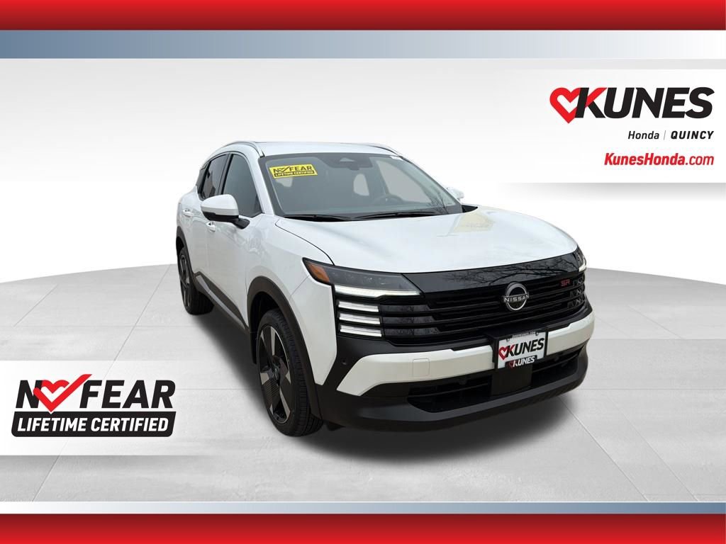 Used 2025 Nissan Kicks SR FWD image 1