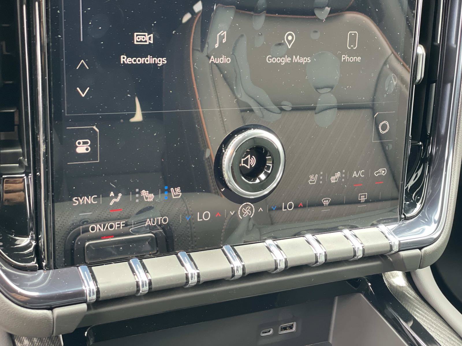 New 2026 GMC Yukon XL AT4 w/ AT4 Premium Package AWD/4WD image 15