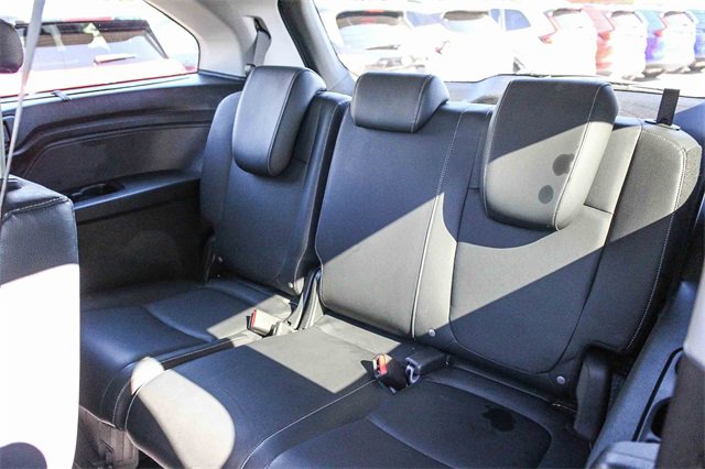 Certified 2024 Honda Odyssey Touring image 23