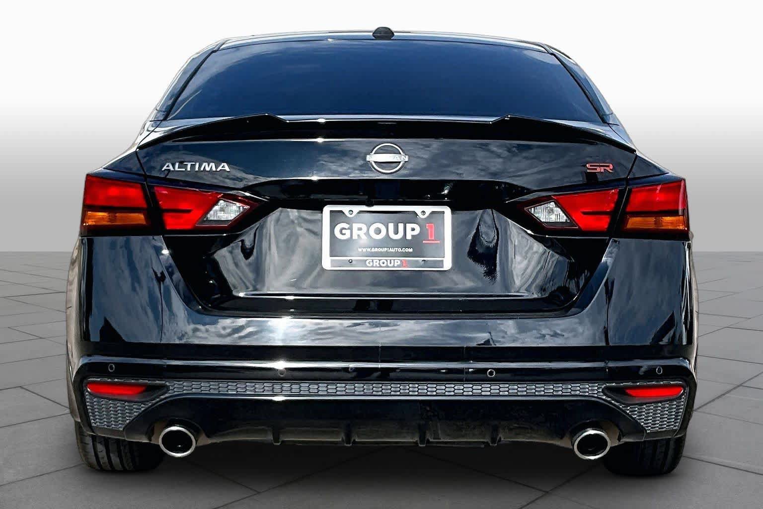 Certified 2024 Nissan Altima 2.5 SR w/ SR Premium Package FWD image 5