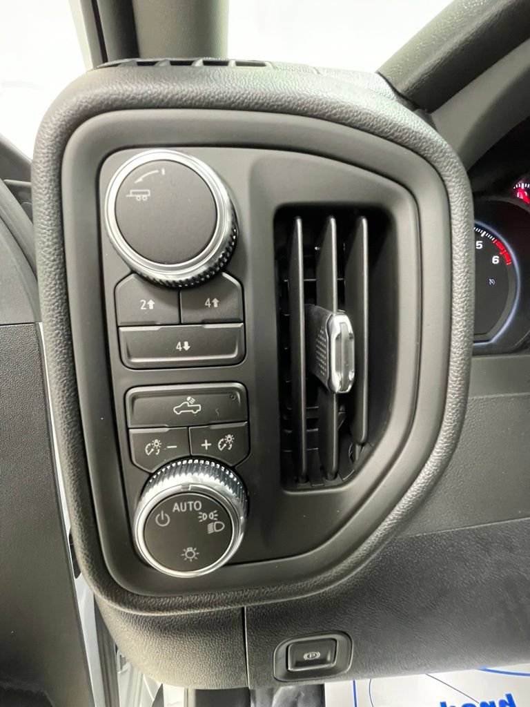 New 2026 GMC Sierra 2500 Pro w/ Convenience Package AWD/4WD image 17