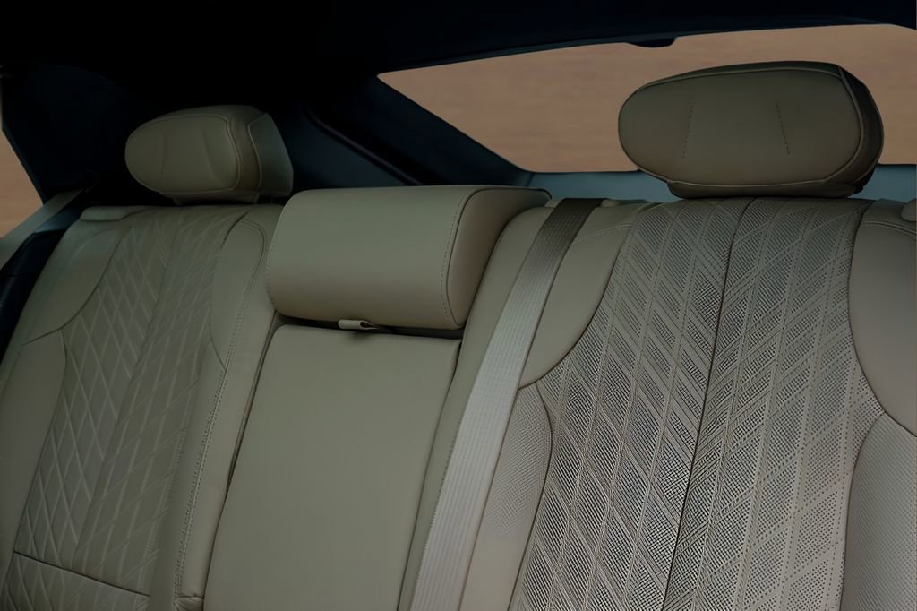 New 2026 Cadillac Lyriq Signature Luxury w/ Nappa Leather Package AWD/4WD image 21
