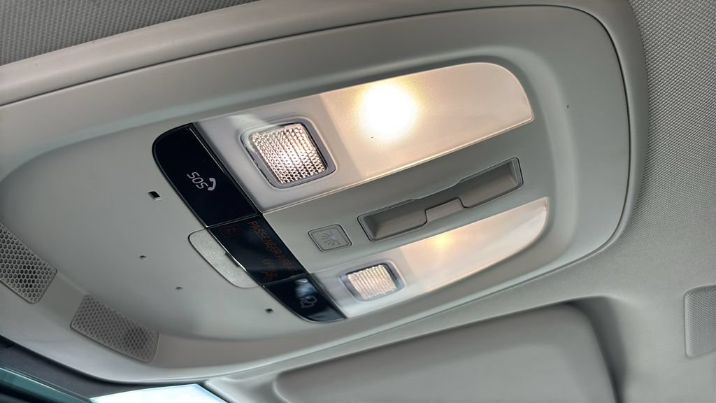New 2026 Volvo XC60 T8 Ultra w/ Climate Package AWD/4WD image 22