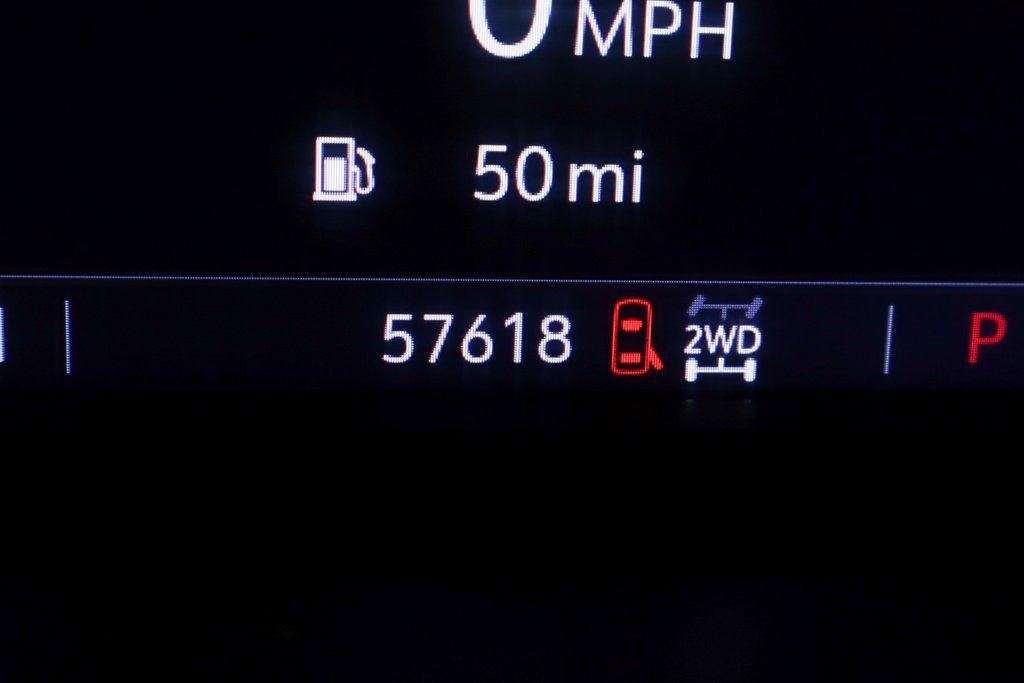 Used 2021 Chevrolet Silverado 1500 LT Trail Boss AWD/4WD image 25