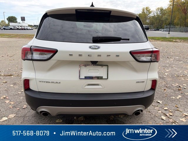 Used 2022 Ford Escape Titanium AWD/4WD image 9