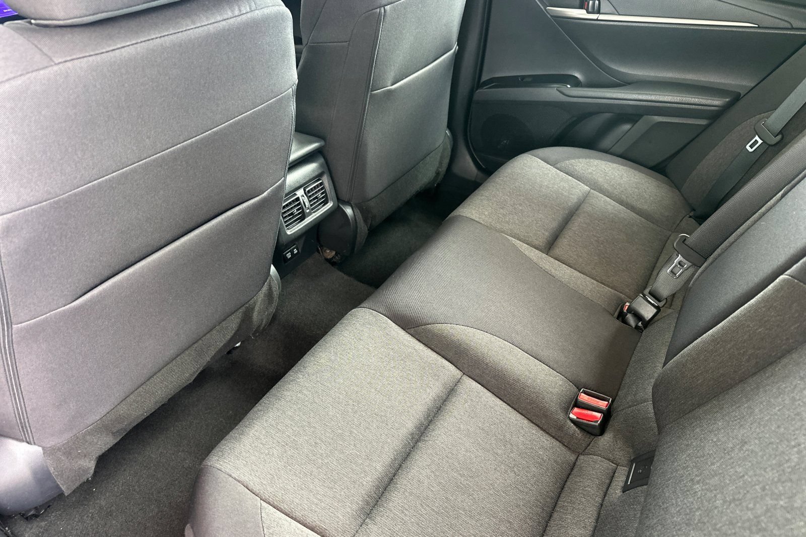 Used 2025 Toyota Camry LE w/ Convenience Package AWD/4WD image 15