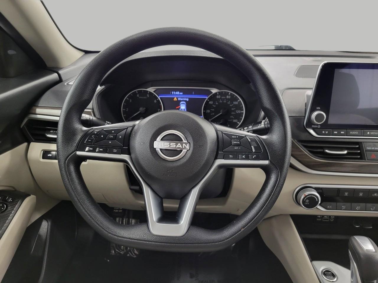 Used 2025 Nissan Altima 2.5 SV image 6