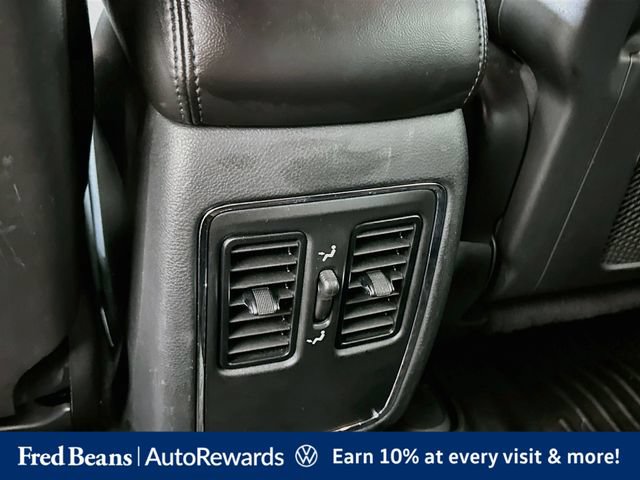 Used 2019 Jeep Grand Cherokee Laredo AWD/4WD image 29