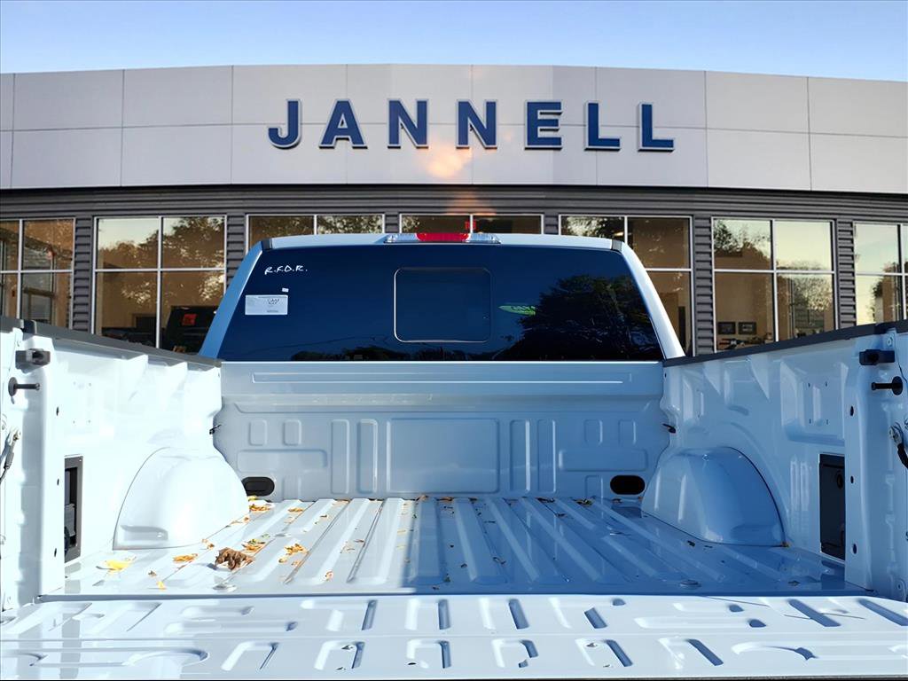 New 2025 Ford F150 Lariat image 9
