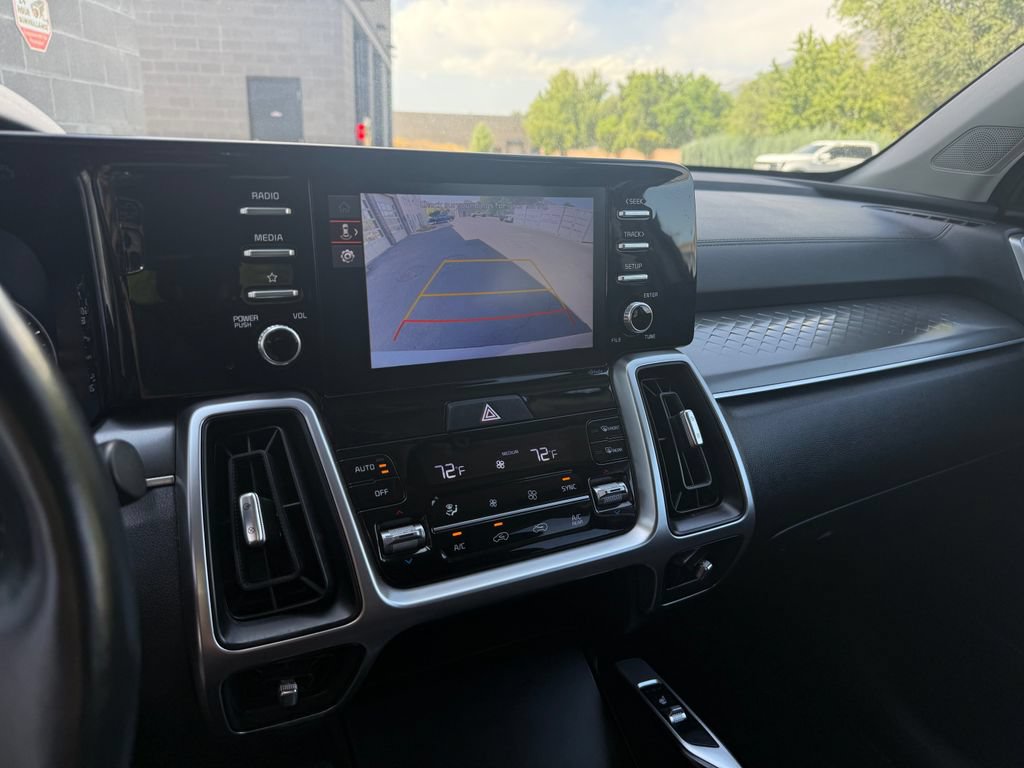 Used 2022 Kia Sorento LX AWD/4WD image 24
