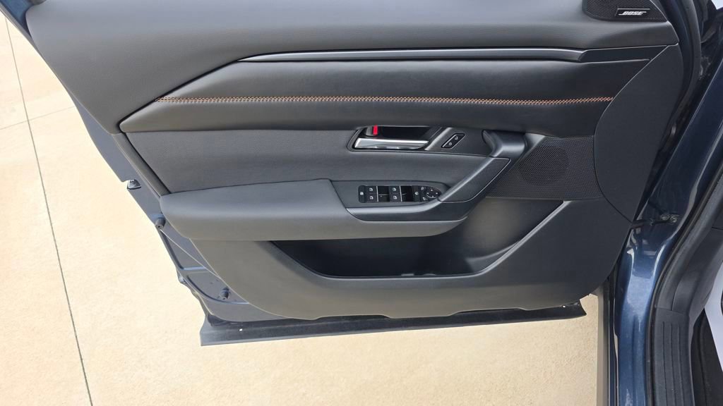 Used 2025 MAZDA CX-50 AWD 2.5 S w/ Premium Plus Pkg image 24