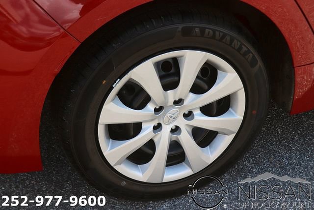 Used 2024 Toyota Corolla LE FWD image 8