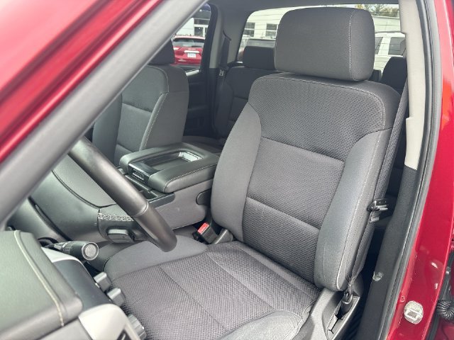 Used 2019 GMC Sierra 1500 SLE w/ SLE Value Package AWD/4WD image 18