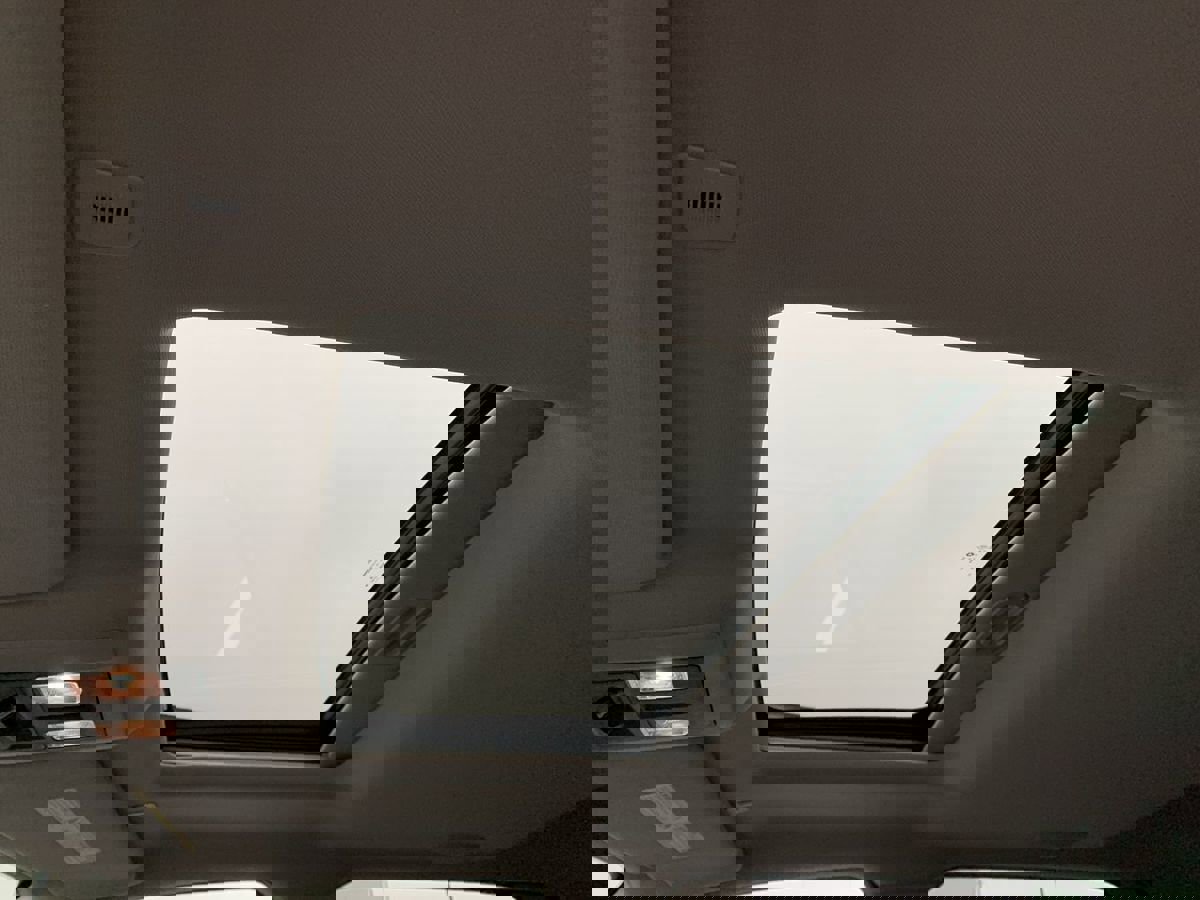 Used 2018 RAM 1500 Laramie image 28