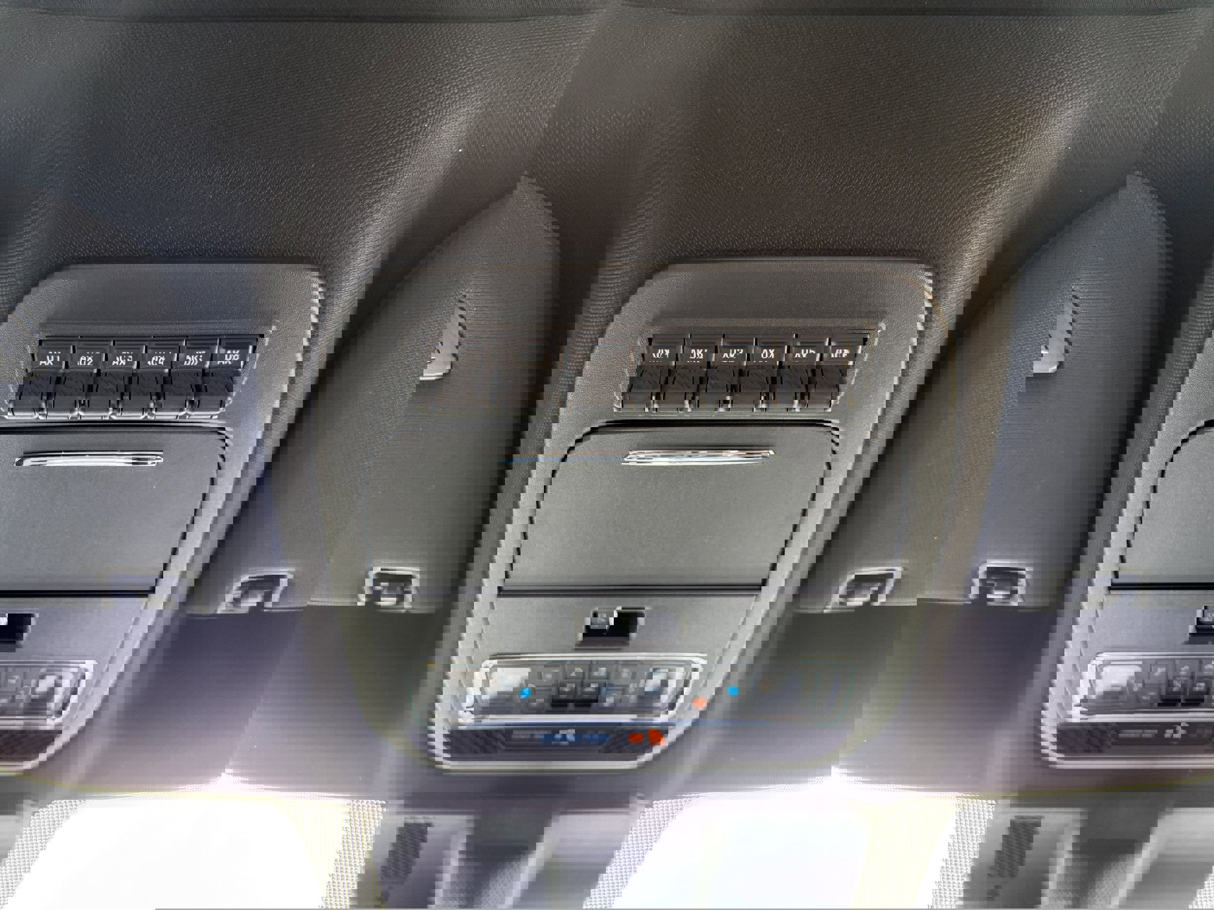 Certified 2022 Ford F150 Raptor w/ Equipment Group 801A High image 36