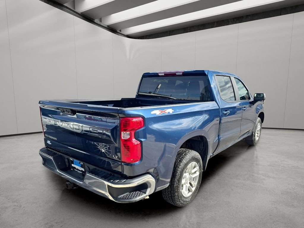 Used 2022 Chevrolet Silverado 1500 LT AWD/4WD image 5