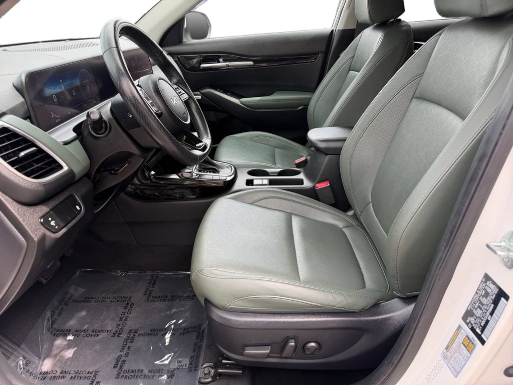 Certified 2024 Kia Seltos SX AWD/4WD image 16