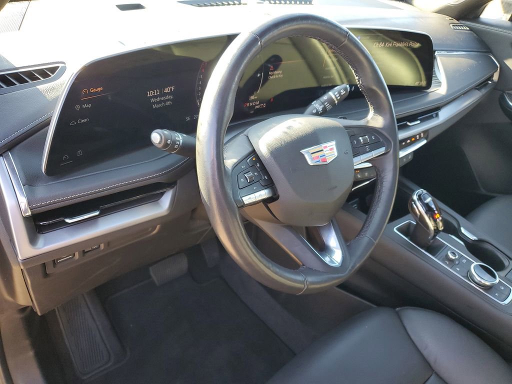 Certified 2024 Cadillac XT4 Premium Luxury image 8