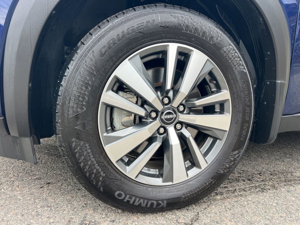 Used 2024 Nissan Pathfinder SL image 12