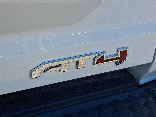 Used 2026 GMC Canyon AT4 AWD/4WD image 33
