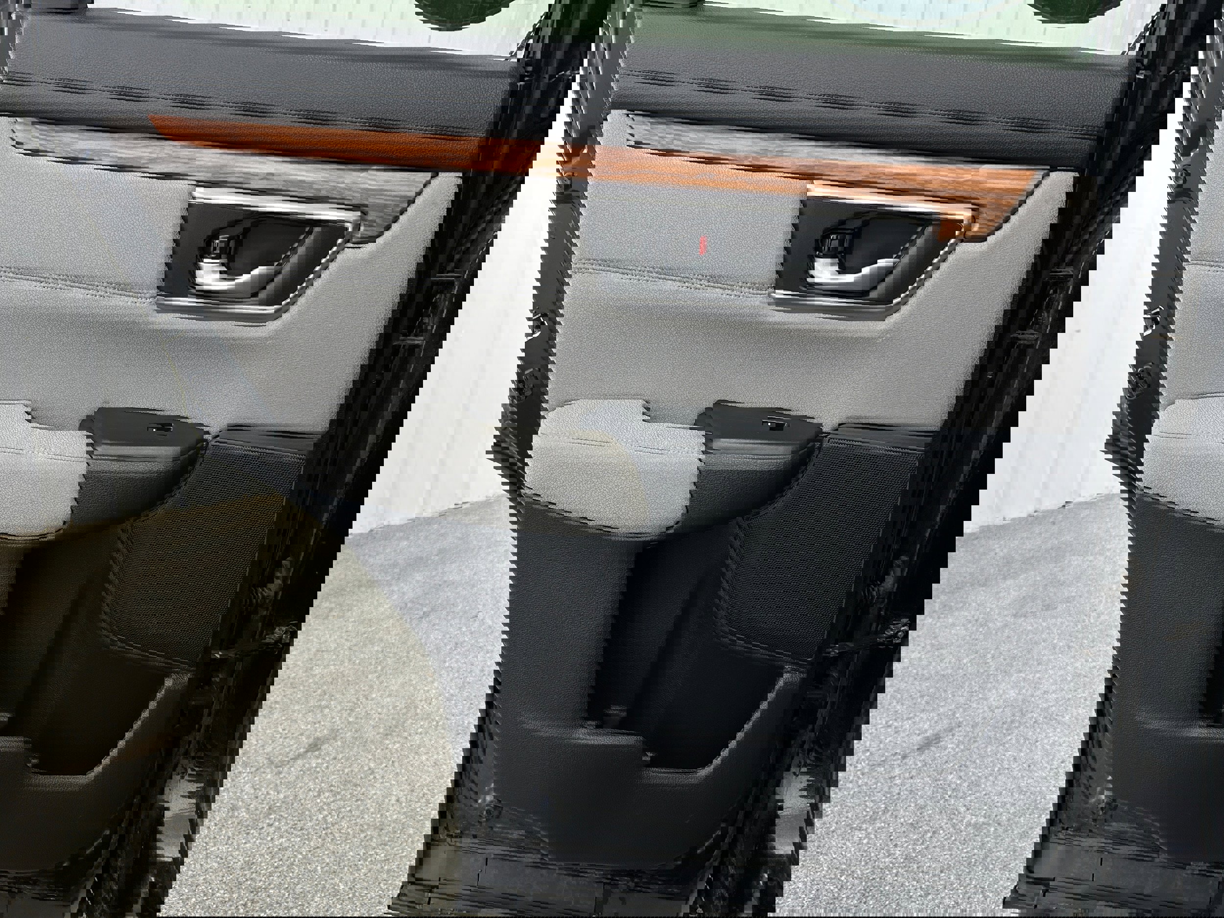 Used 2020 Honda CR-V EX image 25