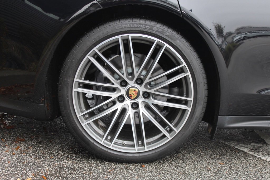 Used 2023 Porsche Panamera 4 image 15