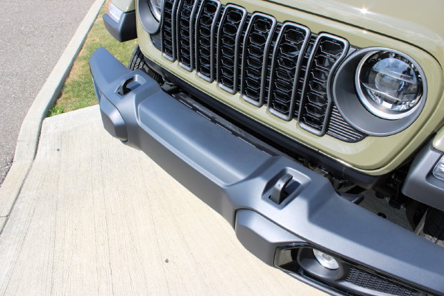 New 2026 Jeep Gladiator Sport AWD/4WD image 8