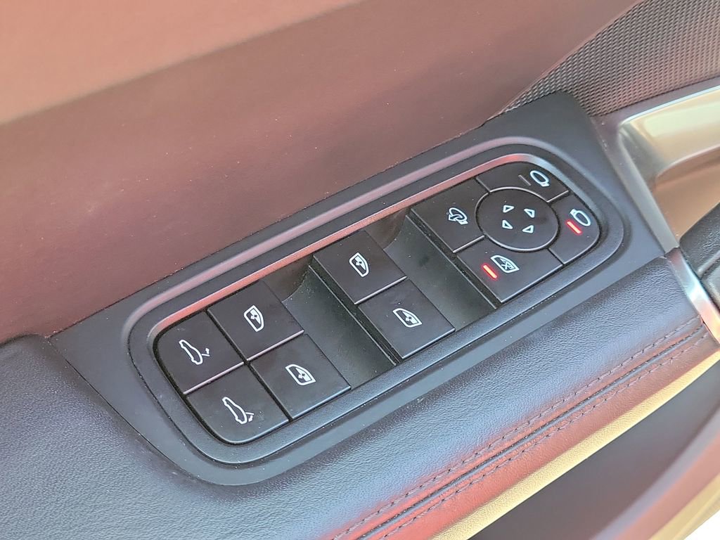 Certified 2022 Porsche Cayenne Turbo image 26