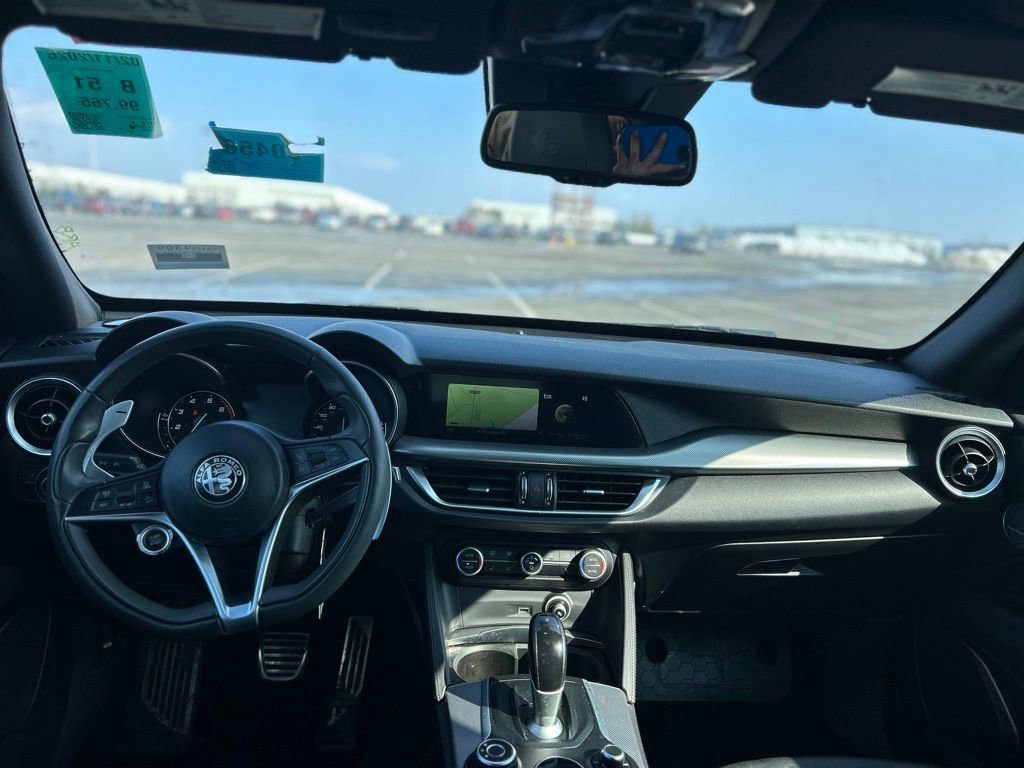 Used 2018 Alfa Romeo Stelvio Ti Sport image 19