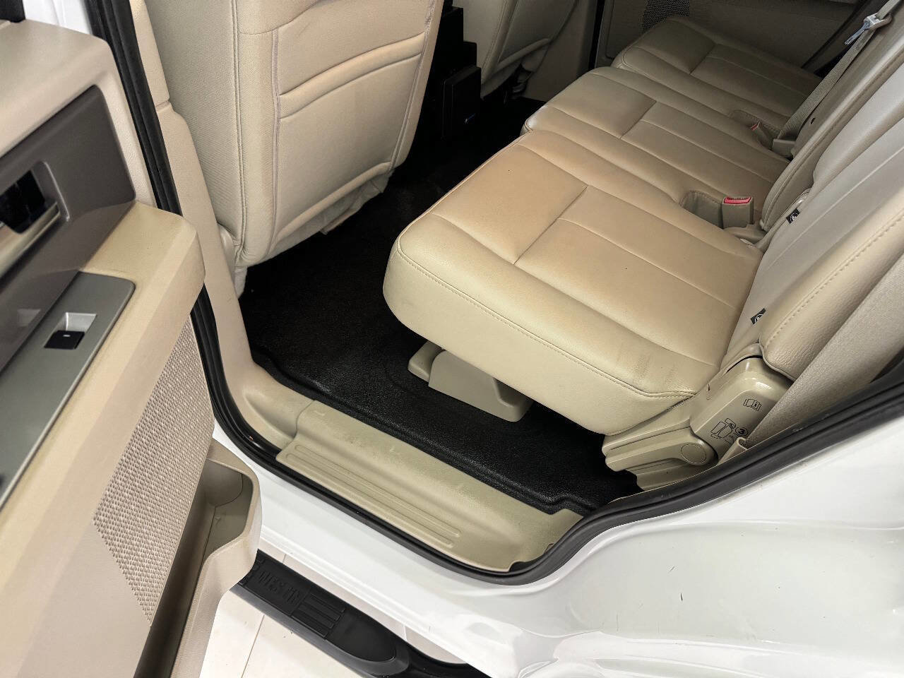 Used 2014 Ford Expedition XL RWD image 76