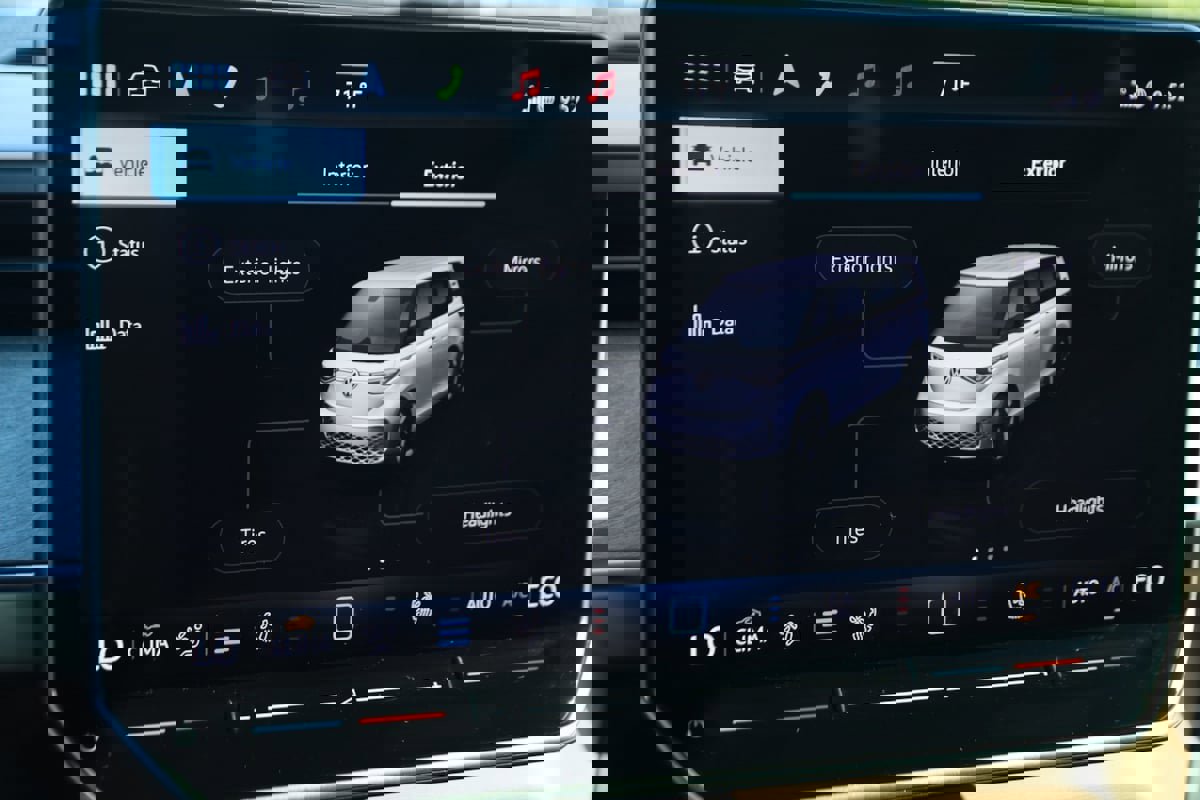 Used 2025 Volkswagen ID. Buzz Pro S image 51