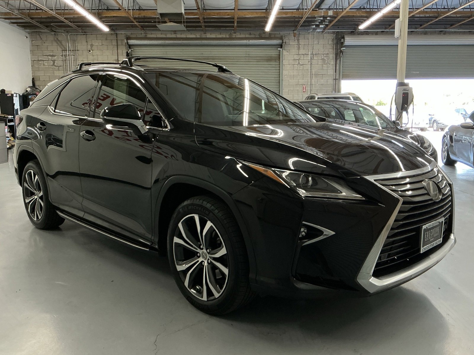 Used 2017 Lexus RX 350 AWD image 3