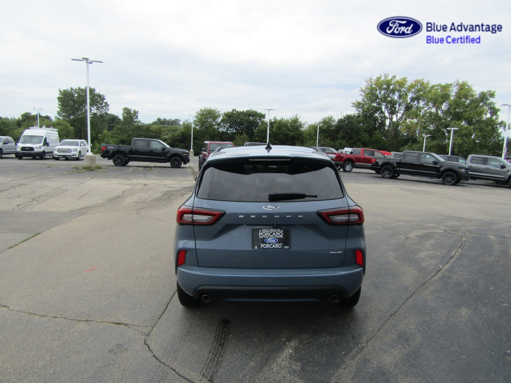 Certified 2024 Ford Escape ST-Line w/ Tech Pack #1 AWD/4WD image 7