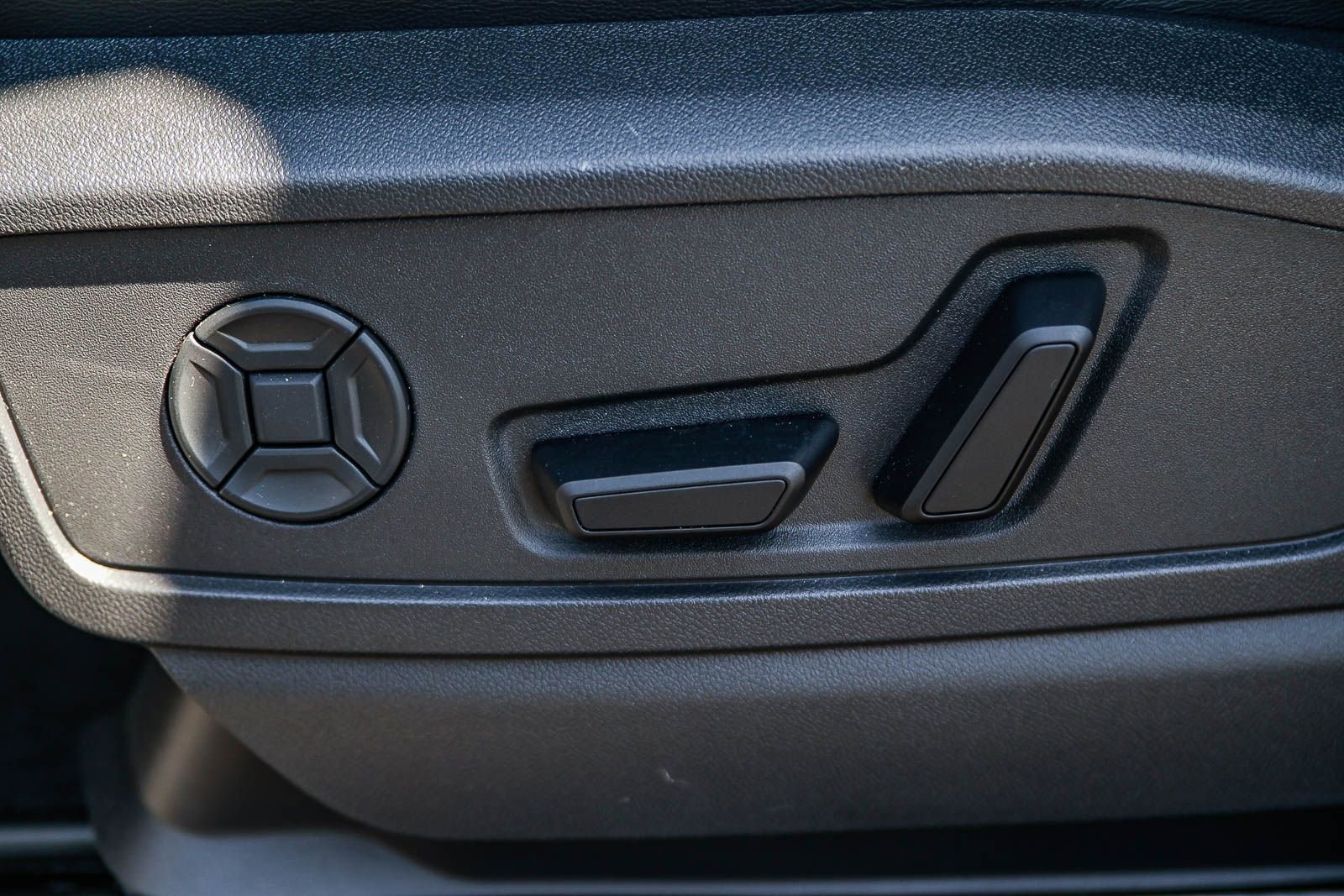 Certified 2025 Audi Q5 Premium Plus w/ Premium Plus image 24