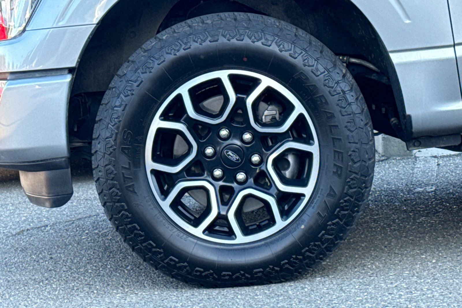 Certified 2023 Ford F150 Lariat image 27