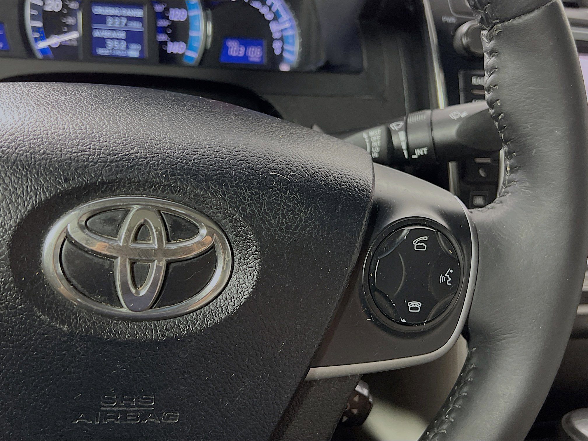 Used 2014 Toyota Camry XLE w/ Leather Package FWD image 20