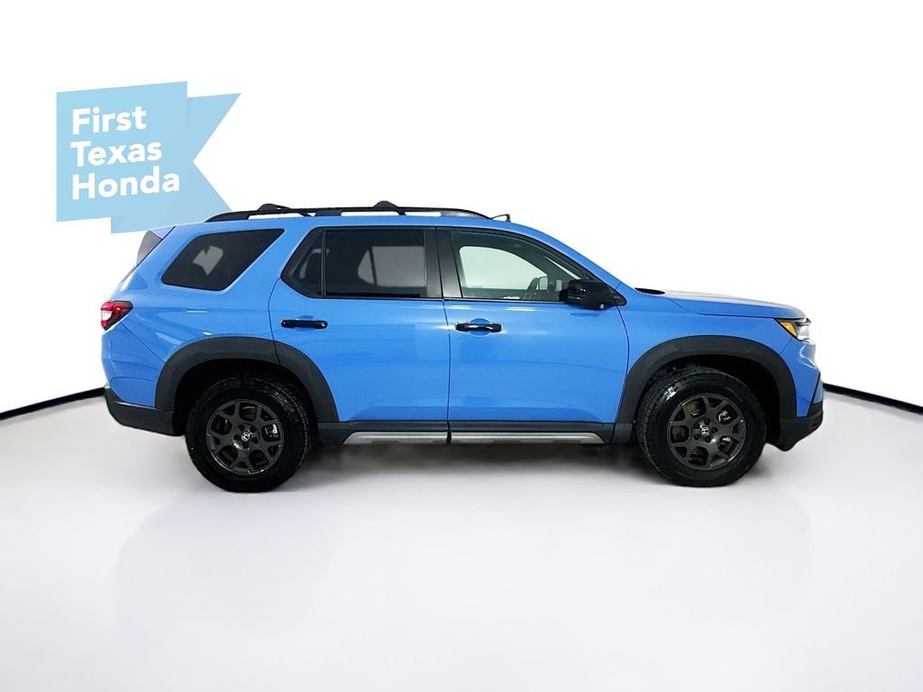 Used 2023 Honda Pilot TrailSport image 8