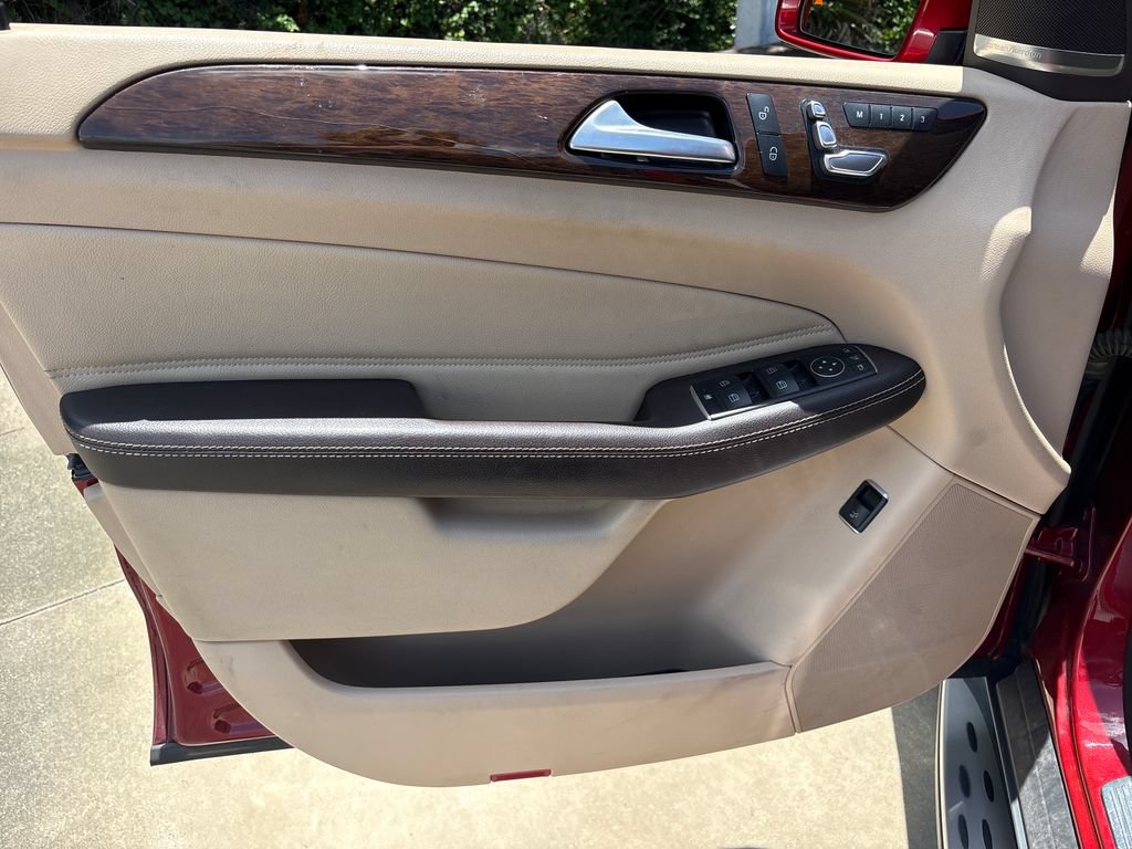 Used 2016 Mercedes-Benz GLE 350 w/ Parking Assist Package image 16