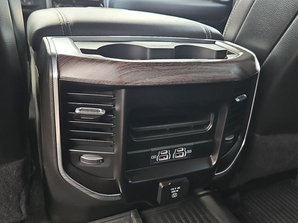 Used 2025 RAM 3500 Laramie AWD/4WD image 21