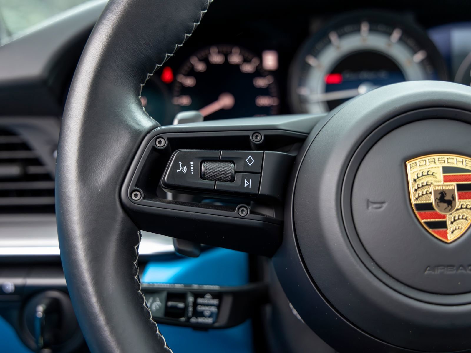 Certified 2023 Porsche 911 Turbo S AWD/4WD image 33