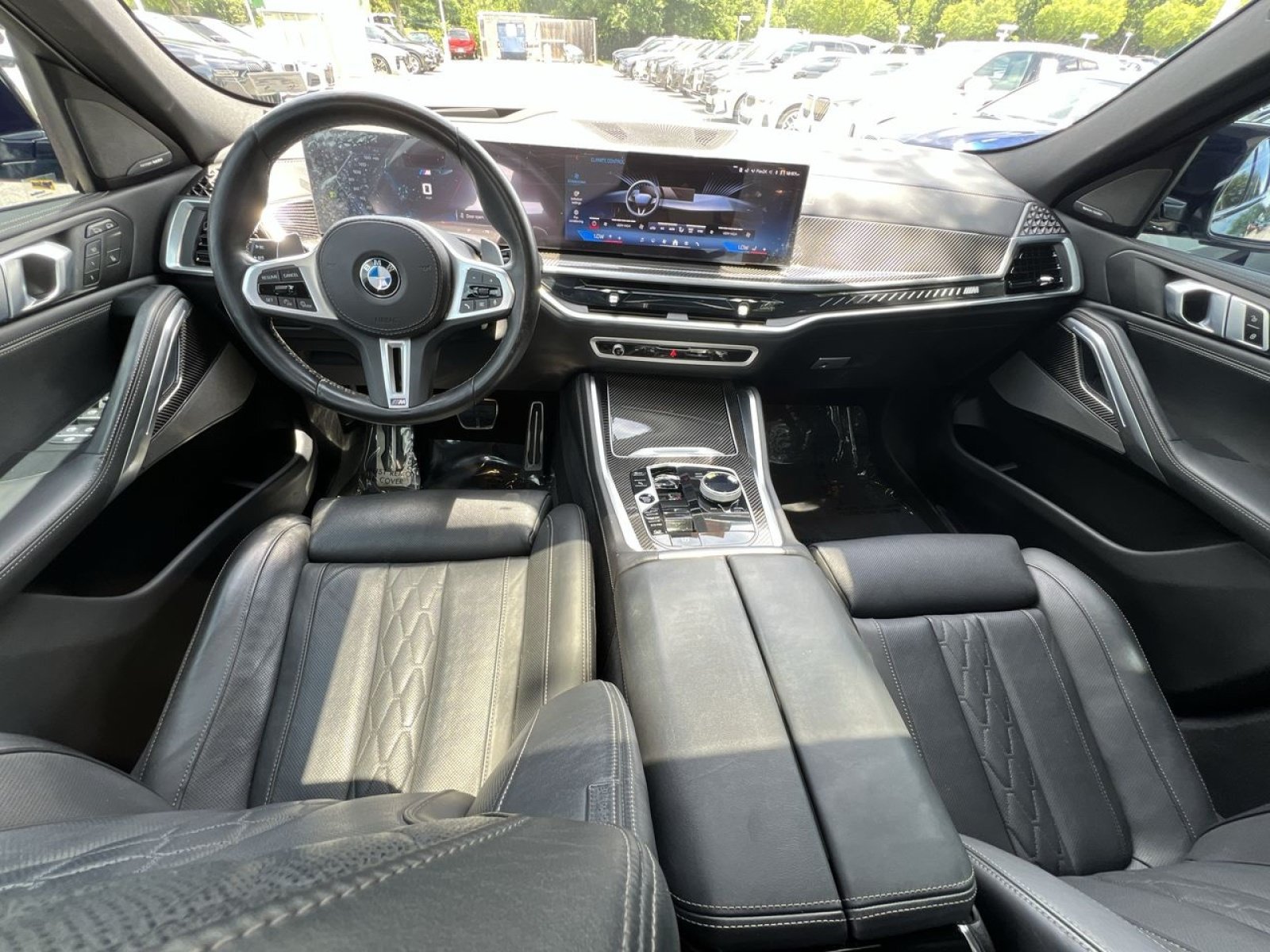 Used 2025 BMW X6 M60i AWD/4WD image 2