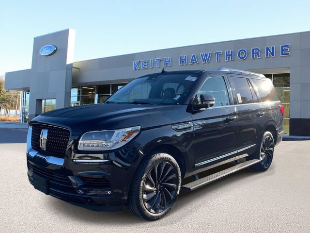 Used 2021 Lincoln Navigator Reserve AWD/4WD image 3