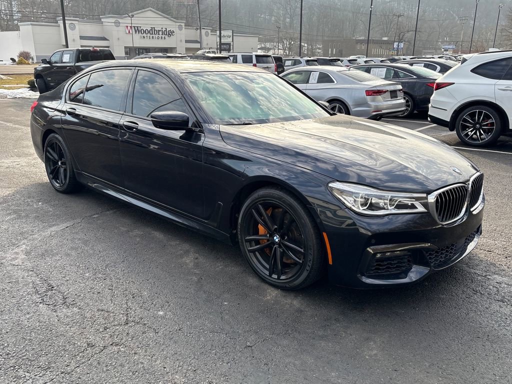 Used 2016 BMW 750i xDrive image 7