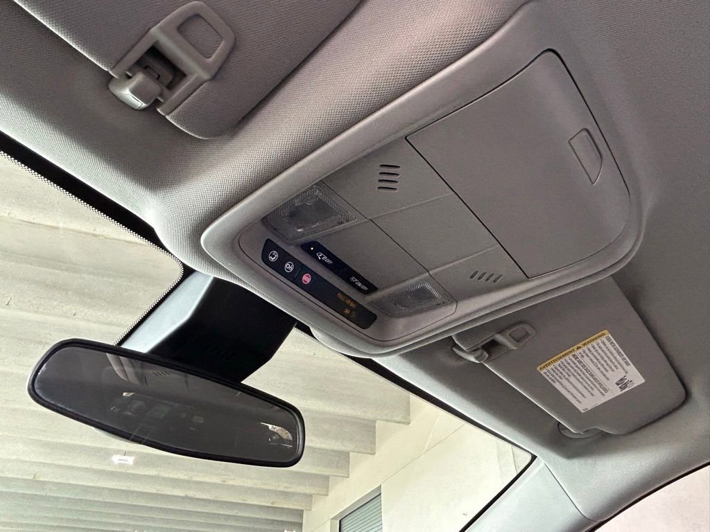 Used 2022 Chevrolet Equinox LT image 17