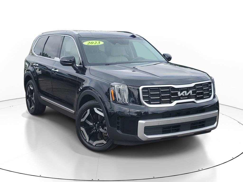 Used 2023 Kia Telluride S FWD image 1