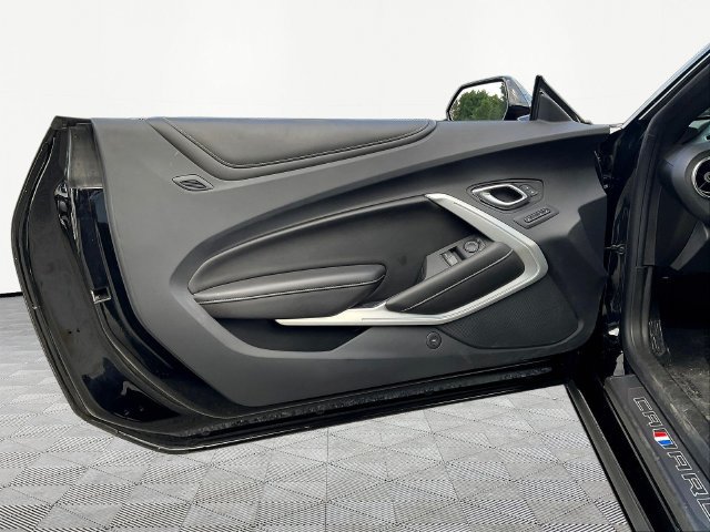Used 2023 Chevrolet Camaro SS RWD image 21