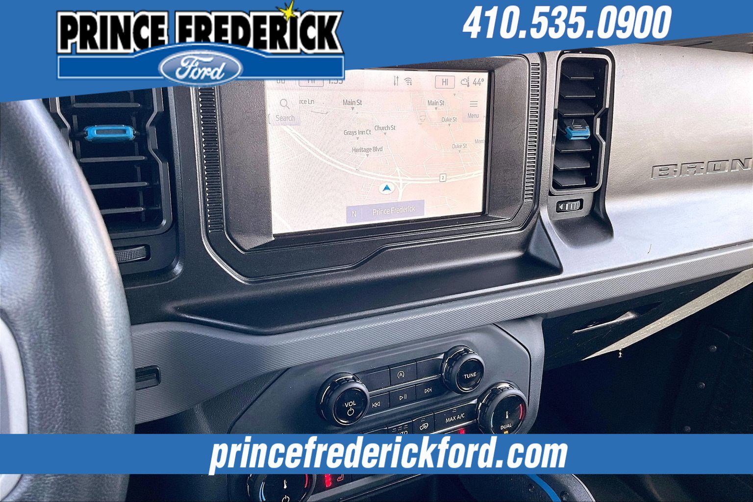 Used 2022 Ford Bronco Black Diamond image 6