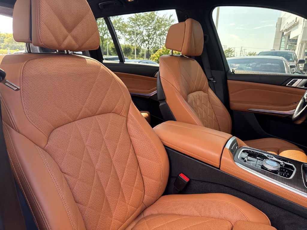 Certified 2024 BMW X7 xDrive40i w/ Executive Package AWD/4WD image 21