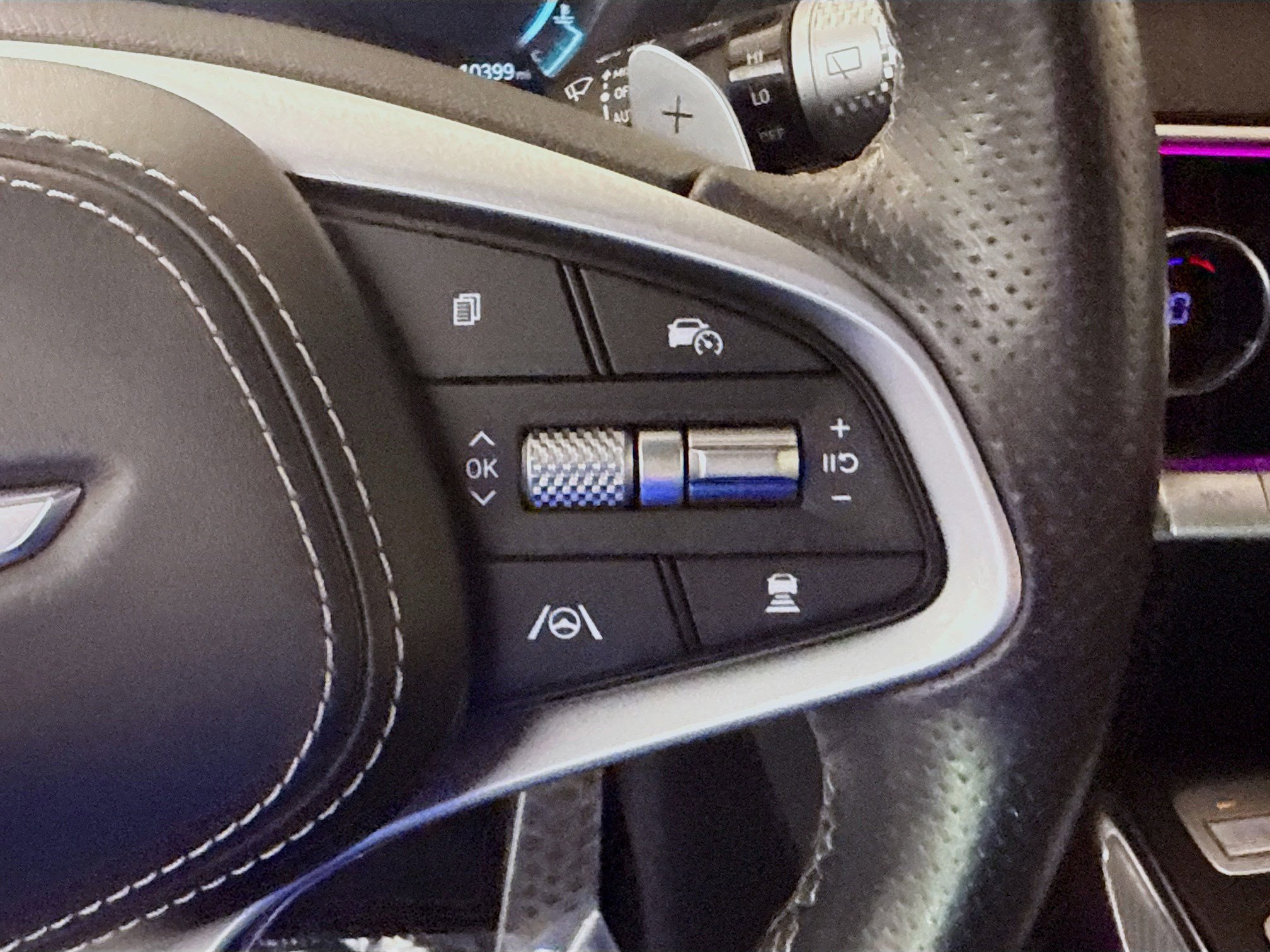 Used 2025 Genesis GV70 2.5T w/ Sport Prestige Package AWD/4WD image 15